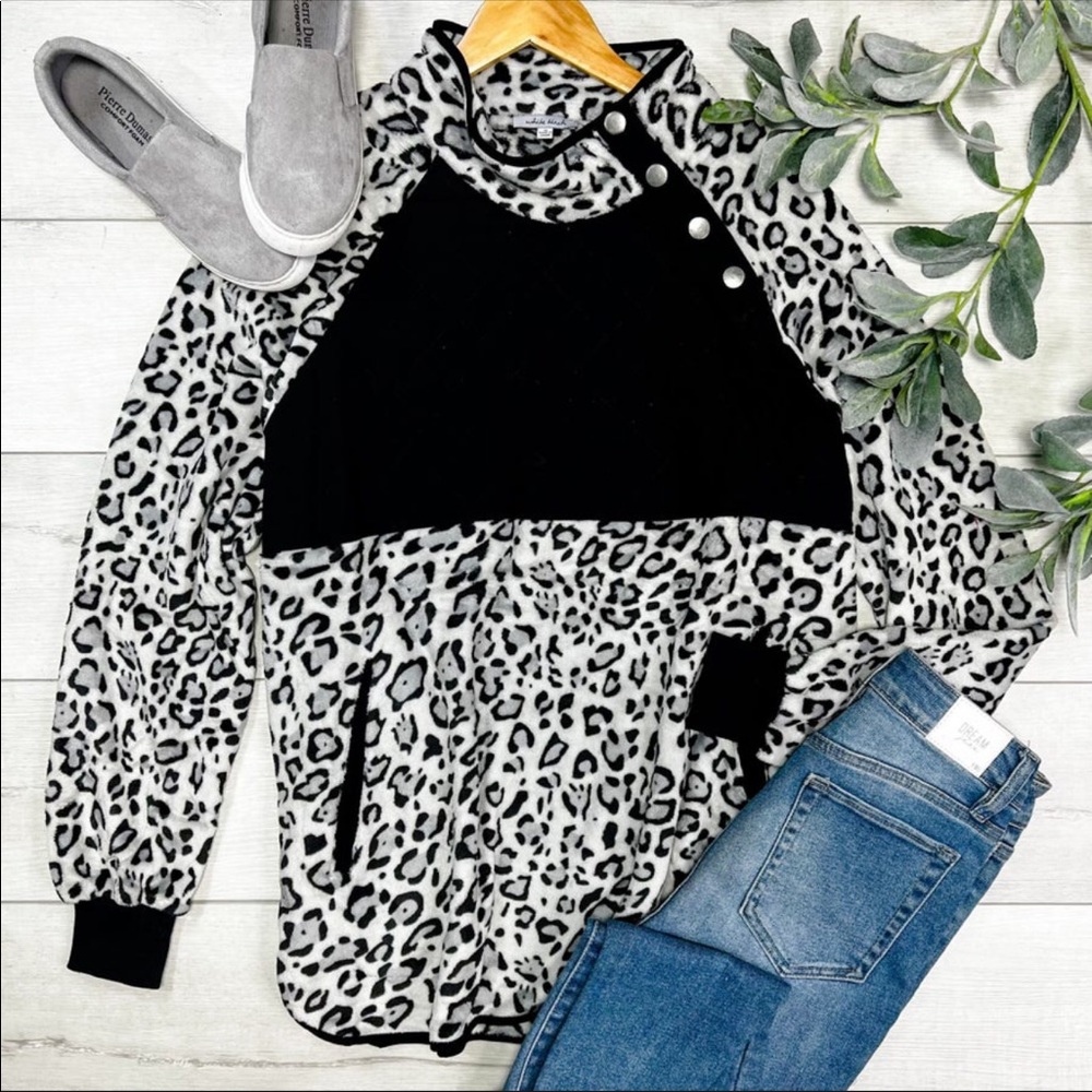 3x Leopard Pullover